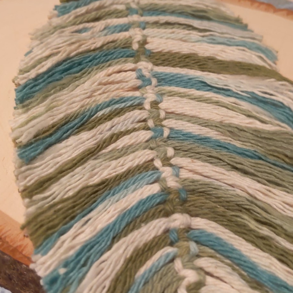 Boho macrame feather leaf - Picture 2 of 4